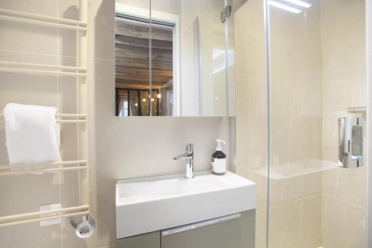 Apartment Le Marais By Studio Prestige Париж Екстериор снимка