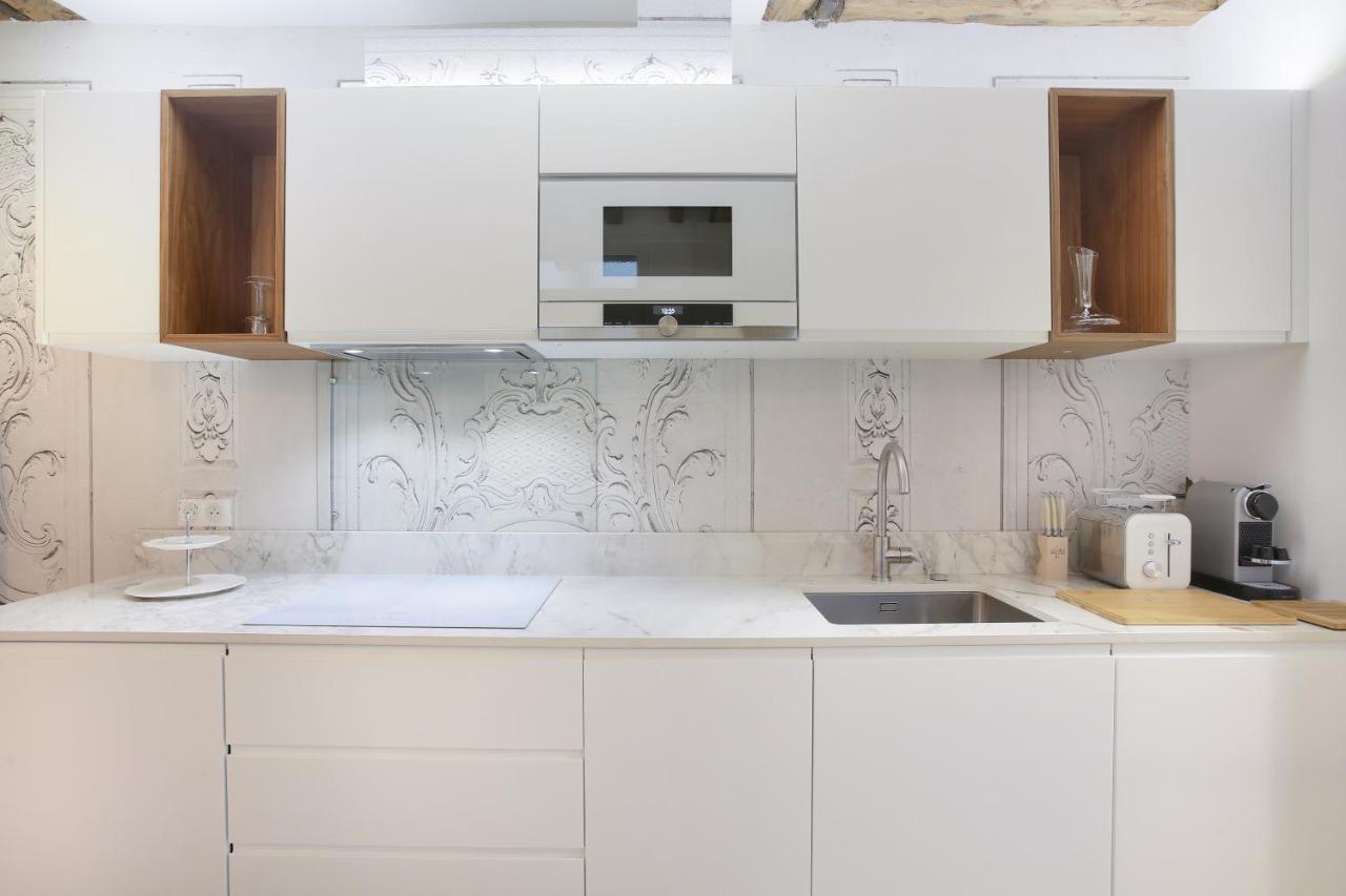 Apartment Le Marais By Studio Prestige Париж Екстериор снимка